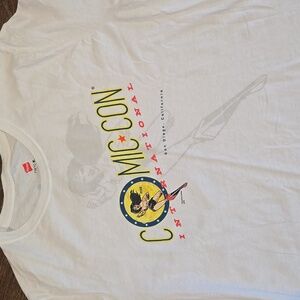 COMIC CON INTERNATIONAL 2016 SAN DIEGO CAP SLEEVE TSHIRT SIZE LARGE.  #7168